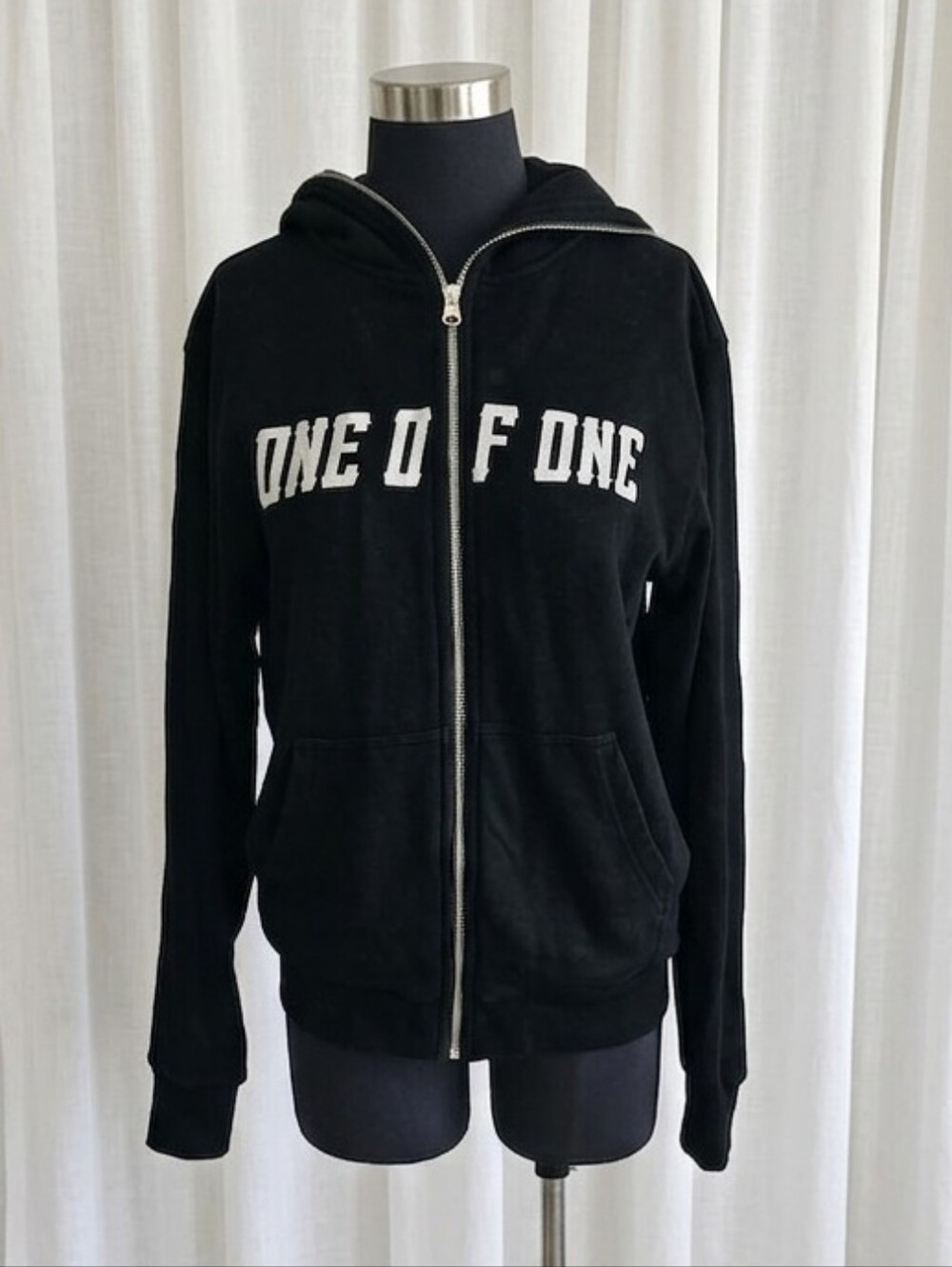 ONE OF ONE Black Zip-Up Hoodie - Small
